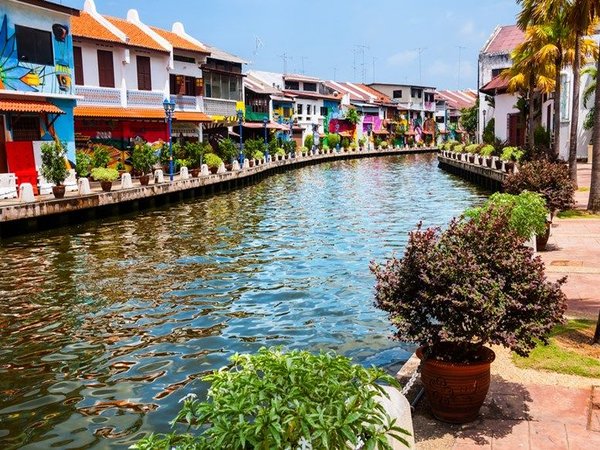 14 Best Places to Visit in Malaysia – The Land of Beautiful Islands