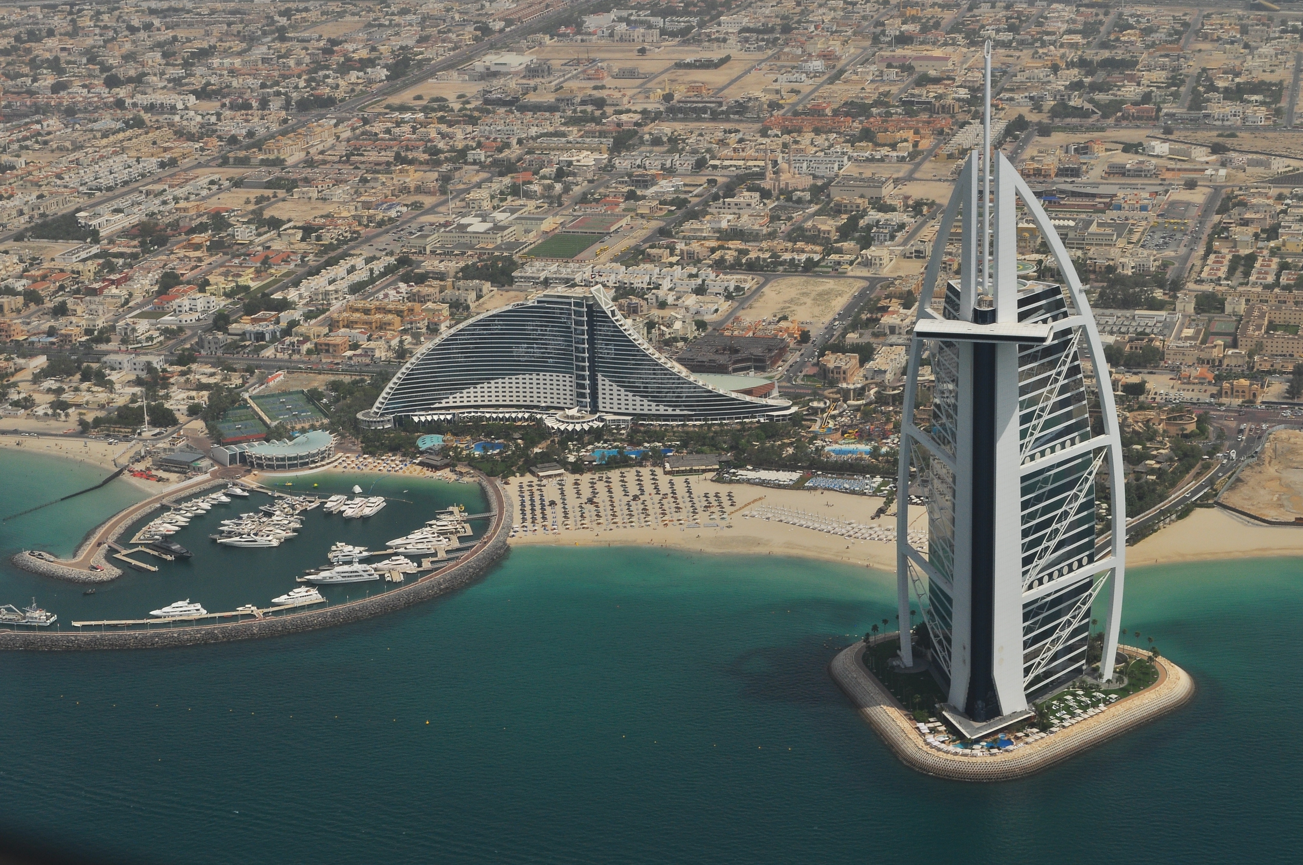 Emirati Etiquette: Dubai Travel Tips for First Time Visitors