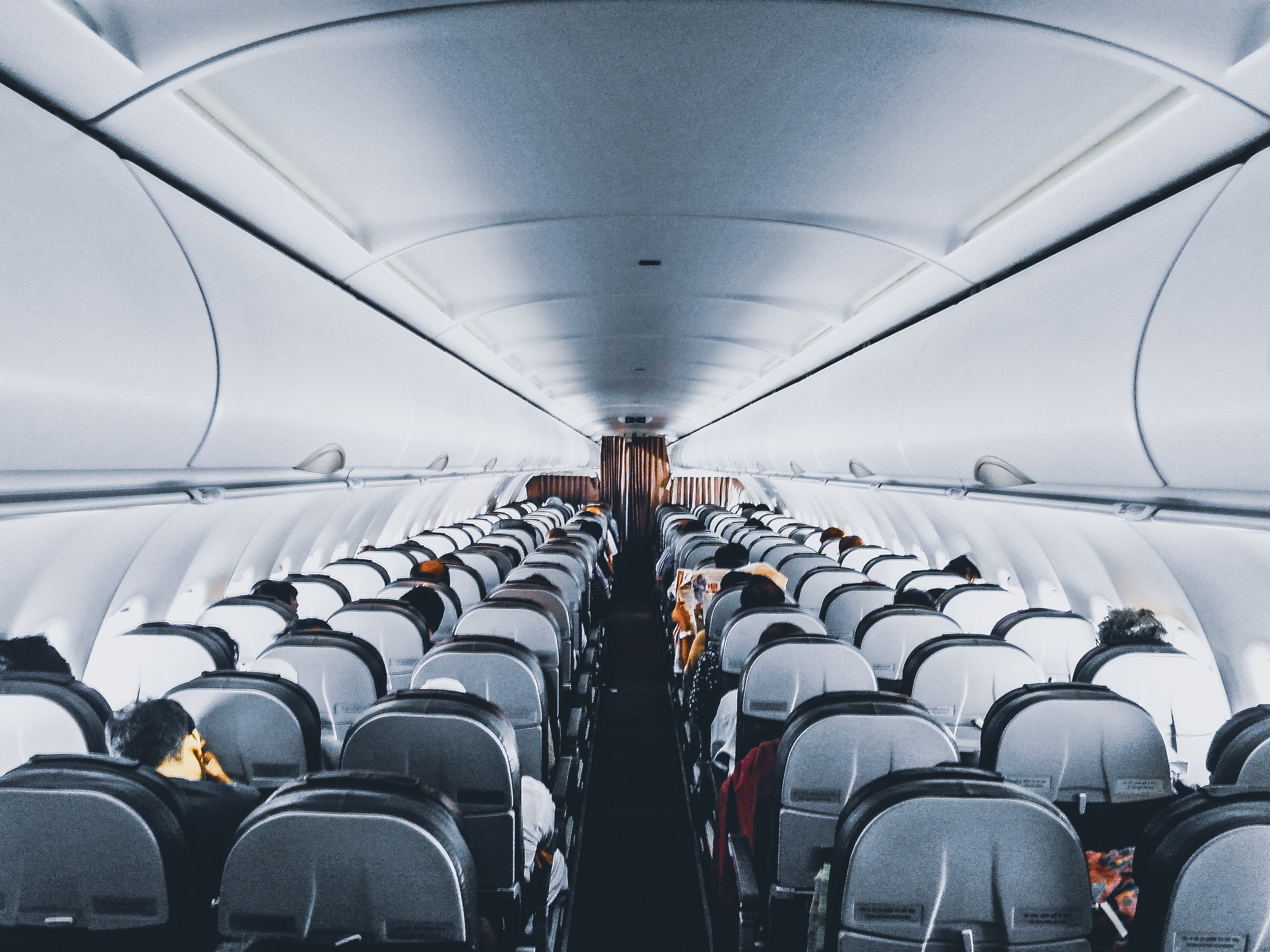 6 Flight Tips To Cope With Long Haul Flights
