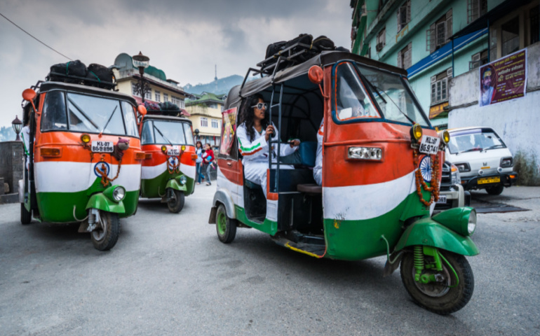 Tricolour painted on auto rickshaw in West Bangal