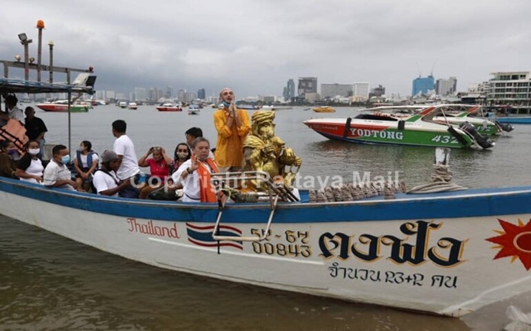 Devotees join in ceremonies to celebrate Ganesh Chaturthi in Pattaya, Thailand.
Image Credit: Pattaya Mail / Jetsada Homklin 