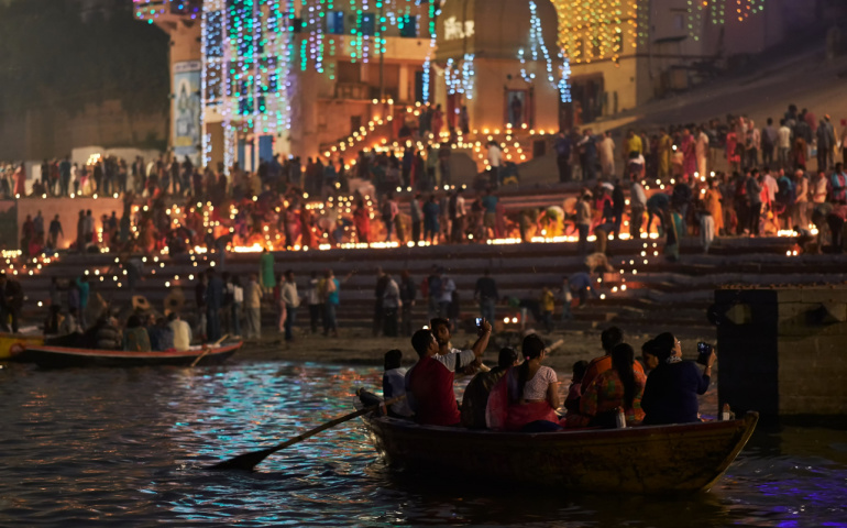 Diwali decorations at the Ganga ghats