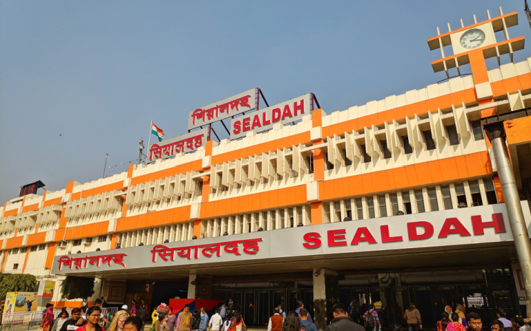 Sealdah railway station is one of the major railway terminal serving Kolkata 