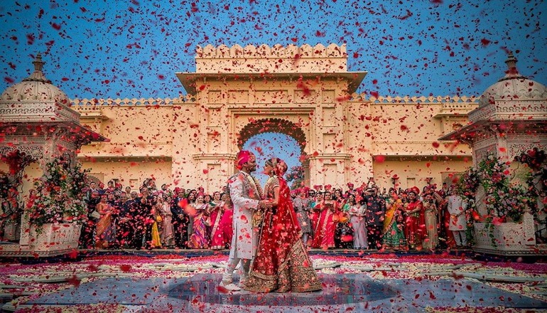 A dreamy wedding at a palace-like location in Udaipur
