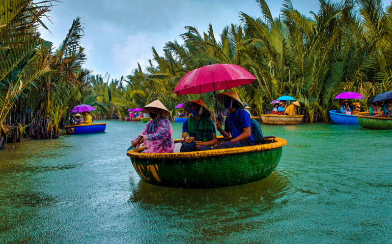 Coconut Boat Ride: Rainy mornings in Vietnam's monsoon
