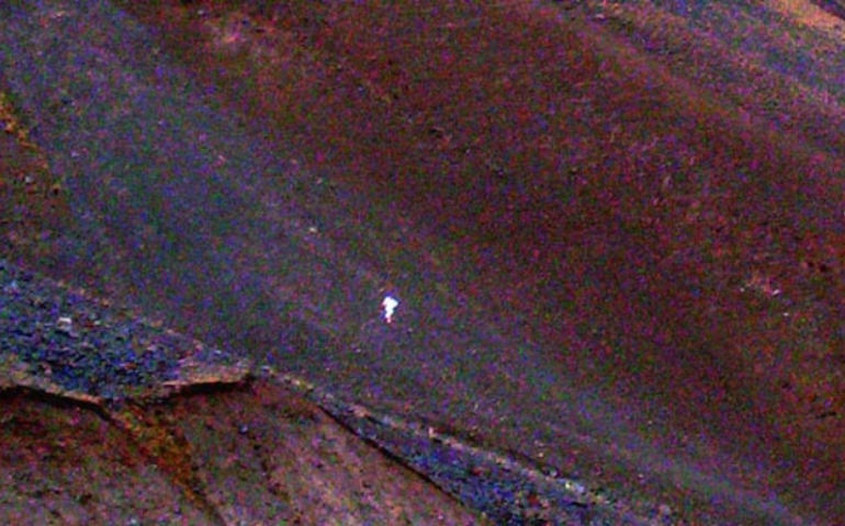 Robot-like airborne figure photographed by scientific team in 2004 at Samudra Tapu.