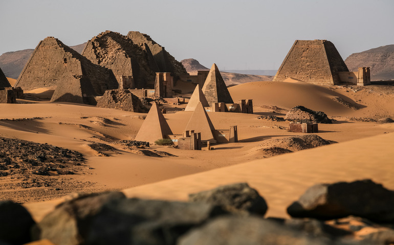 facts about places- more pyramids in Sudan than Egypt