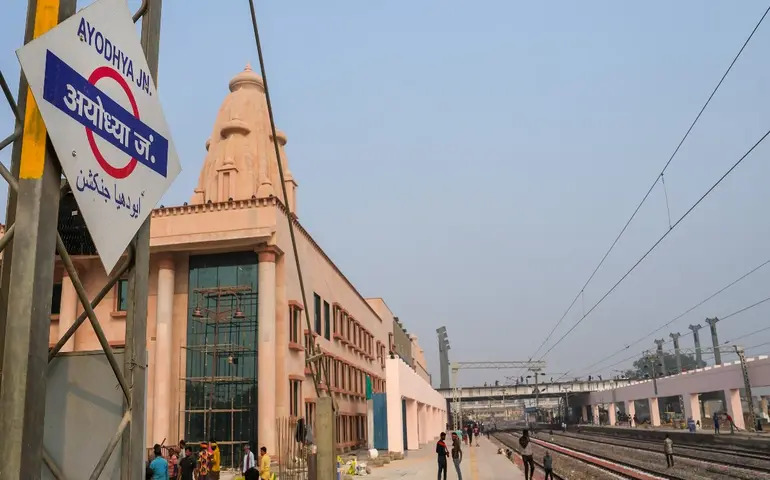 travel to Ayodhya by train
