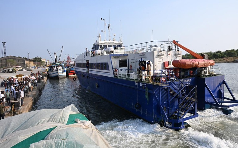 Parali Ferry travel news 