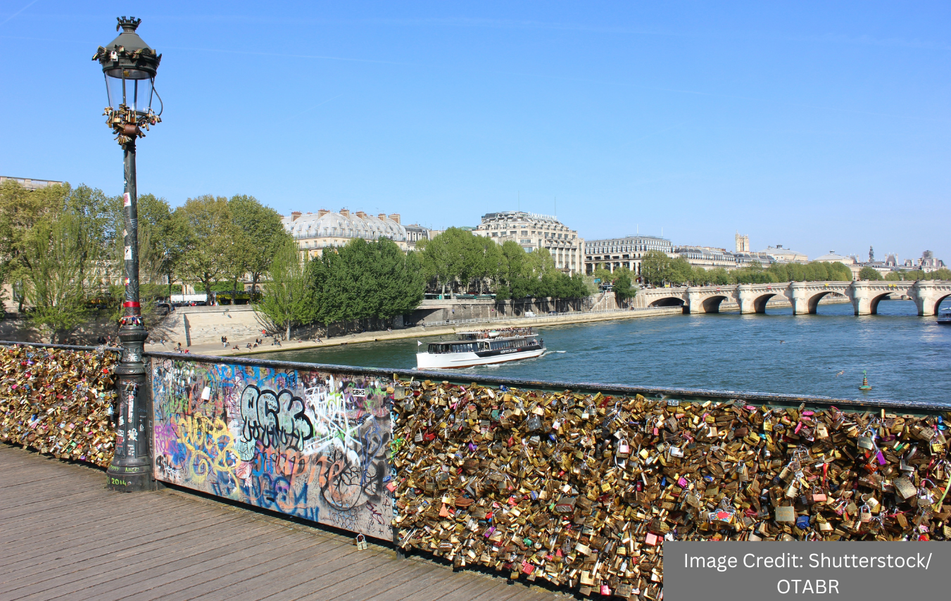 Things not to do in Paris