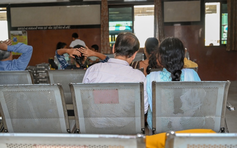 Station passenger waiting room in Surat