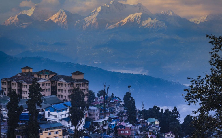 Sunrise views in Darjeeling