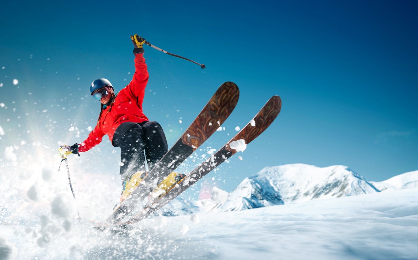 Top 7 Destinations for Skiing in India: A Snowy Seventh Heaven!