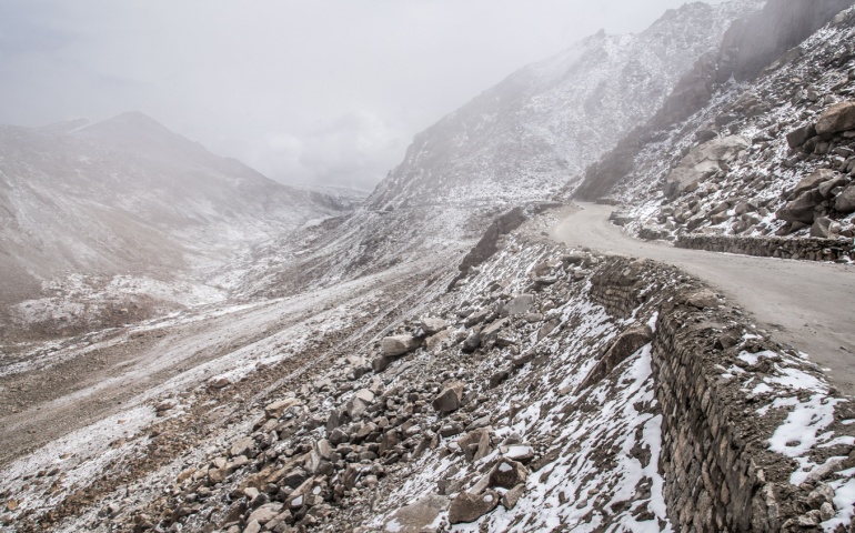 Chang La Pass view