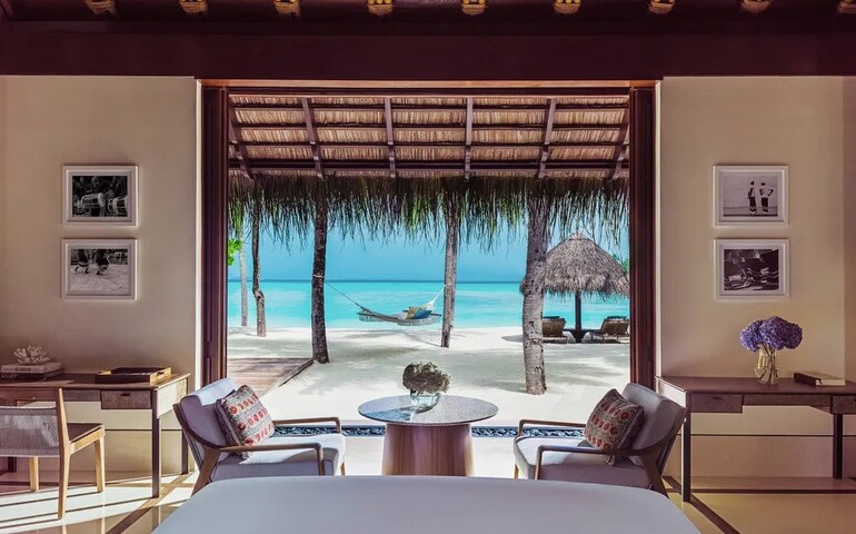 One&Only Reethi Rah rooms