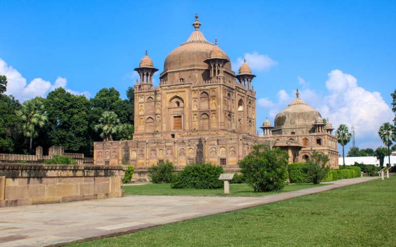 The Mausoleum Khusro Bagh